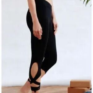 Free People Movement Turnout Wrap Crop Leggings Black Small